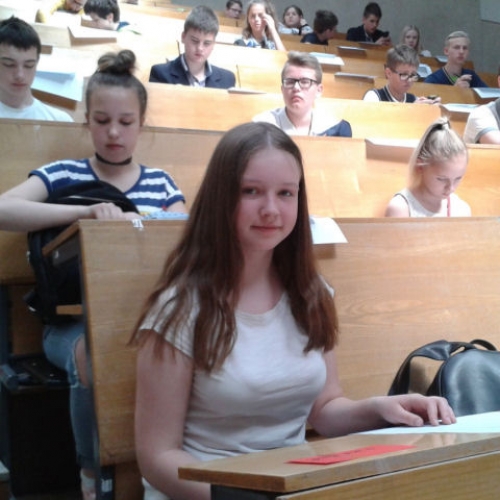 8a klasės mokinė Guoda Šukytė atstovavo Šiaulius Vilniaus universiteto Matematikos ir informatikos fakultete vykusiose XXXII Lietuvos jaunųjų  matematikų olimpiadoje