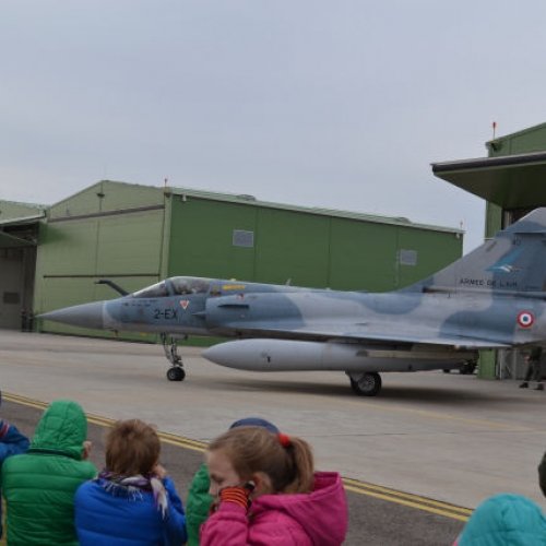 3c klasės mokiniai aplankė Lietuvos kariuomenės Karinių oro pajėgų aviacijos bazę